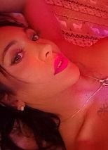 Photo #7 of Tiziana Nara