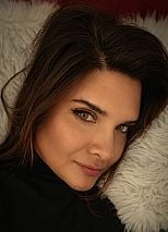 Foto #2 de Amalia
