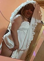 Photo #97 of Carla Vanina