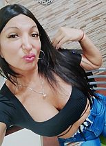 Foto #21 de Kiara Lov