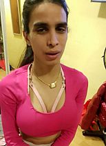 Photo #10 of Ariana G.