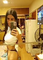 Photo #2 of Ariana G.