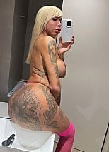 Photo #18 of Mía Amor