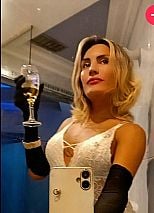 Photo #2 of Brithany