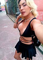 Photo #3 of Brithany