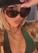 Photo #18 of Agustina