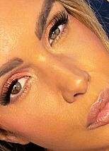 Photo #16 of Agustina