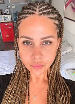 Photo #37 of Agustina