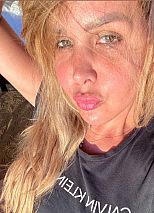 Photo #50 of Agustina