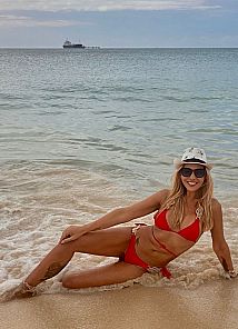 Agustina - Shemale Escort in Capital Federal