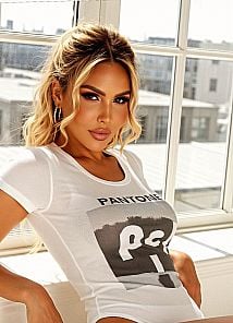 Soy Zaira Trans argentina OPERADA, femenina, elegante y de trato cálido. Profesional, educada y con buena vibra..

Recibo en departamento propio, también me desplazo a domicilio u hotel.

Me gusta la buena compañía: conversar, conectar y tener química real. 
Soy cariñosa, detallista y me gusta hacerte sentir cómodo, relajado y bien atendido 💕

Caballeros higiénicos, respetuosos y generosos que valoren la discreción y un momento de calidad son bienvenidos.

💋 Experiencia tipo “novia”: (GFE) Girlfriend experience.
✏️ Escríbeme directo para coordinar...