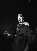 Photo #2 of Verónica