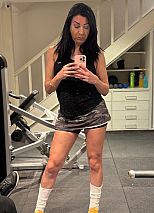 Photo #63 of Verónica