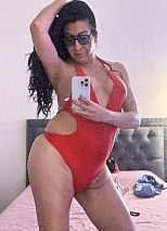 Photo #10 of Verónica