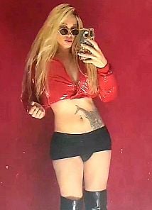 Flor - Shemale Escort in Capital Federal