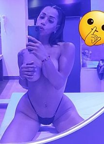 Hi my loves 💕 I’m known for being a sweet, fun and very naughty girl 😏🔥 I don’t care if you’re chubby, slim, shy or bold… with me you’ll feel comfortable and spoiled, with the affection and passion you deserve 💋

I love making fantasies come true and sharing unhurried, respectful and chemistry-filled moments ✨ always in a good mood, relaxed and with all the energy to make our time together unforgettable 💫 I want you to enjoy, smile and leave wanting more 😘