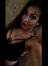 Photo #32 of Brendita