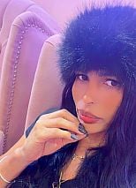 Photo #4 of Zeynett Adabull
