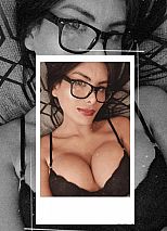 Photo #3 of Valeria Encantadora