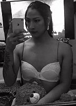 Photo #30 of Belinda