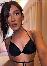 Photo #147 of Sofía