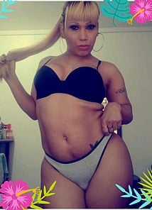 Soy una chica trans súper cariñosa y con mucha energía 😘 llena de ganas de pasar un rato increíble junto a vos 💕 me encanta explorar fantasías y juegos que enciendan el deseo 🔥 y hacer que cada momento sea divertido y único ✨ si querés saber más o charlar un poquito antes, escribime 📩 me gusta la gente respetuosa y con buena vibra 🌸 te espero con una gran sonrisa y muchas ganas de conectar 😏💫