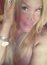 Photo #31 of Gala Sex