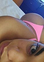 Photo #21 of Daniela