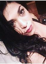 Photo #55 of Daniela