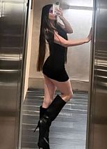 Photo #14 of Agostina