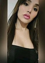 Photo #25 of Camila Ursi