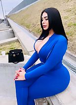 Foto #2 de Kylie Miler