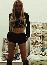 Photo #39 of Julieta