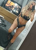 Photo #29 of Julieta