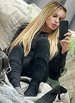 Photo #46 of Julieta