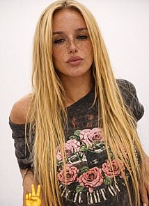 Julieta - Shemale Escort in Capital Federal