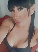 Photo #40 of Romina Aneley