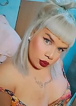 Foto #2 de Loana Blum