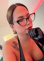 Photo #30 of Antonella Fox