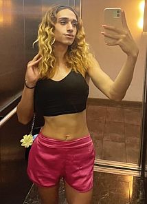 Hi, I'm Deian… although those who know me call me Dei 💋
I'm a confident, feminine, and elegant trans woman who lives her sensuality with complete authenticity and pleasure. I offer much more than just a hookup: I offer a unique experience, combining chemistry, genuine connection, and natural passion.
Quality and attentive service are paramount. My attitude, my body, and my energy are the perfect combination for someone looking for something different: a trans woman with presence, conversation, intelligence, and fire.
If you know what you want, and you're drawn to intense, feminine, and stylish company… you're in the right place.
Write to me respectfully, and I'll respond with passion.