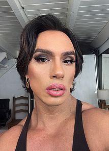 ¿Buscás la mejor cola fitness? 💪🏽
Todo 100% natural 🌿
Soy una persona versátil, profesional y responsable. Valoro el respeto mutuo 🙌🏽
Ofrezco masajes relajantes con camilla 💆🏽‍♀️
También puedo desplazarme a hoteles o domicilios 🙈
Mis fotos y videos son reales 📸✨