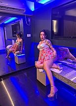 Photo #13 of Joana