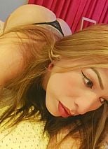 Photo #152 of Joana