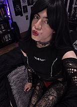 Photo #4 of Alex Dominus