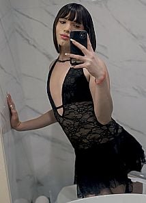 Sweet at first sight… naughty once you discover me. I'm the perfect combination of tenderness and fire 🔥🐰 Trans, versatile, without labels, and eager to play at your pace. I adapt, connect, and make every encounter unique, full of chemistry and complicity 😏
I love good energy, looks that say it all, and moments that are truly felt. With me, you'll find closeness, fun, and that daring touch that's hard to forget 🔥

Talk to me to discover what I can make you feel 😌😈🔥