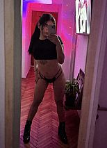 Photo #19 of Morenita