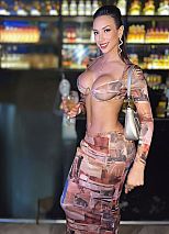 Photo #2 of Elizabeth