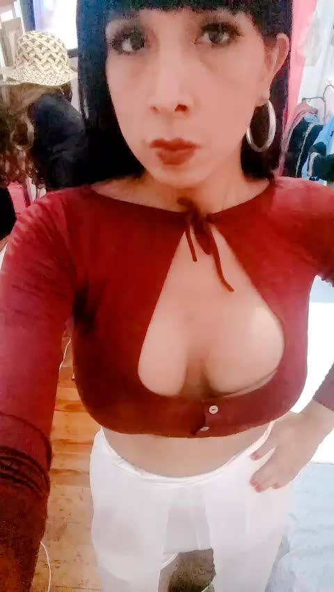 Video #12 of Milet S.