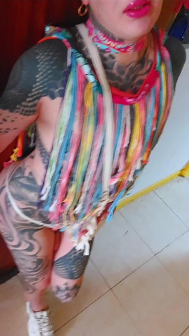 Soy tu hombre o tu mujer. Dos en uno !!!
Totalmente activa para ambos.
Me manejo solita en mi dpto.
Aire acondicionado - nivel ejecutivo - lencería sexy - poses varias.
Viajes a convenir - no atiendo a parejas
Super discreto, sin apuros, sin problemas de erección.