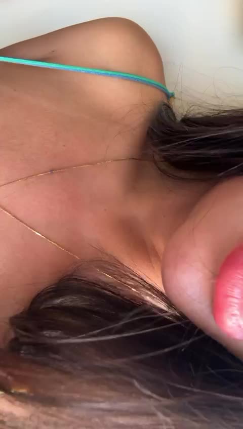 Video #12 of Gimena Palacios